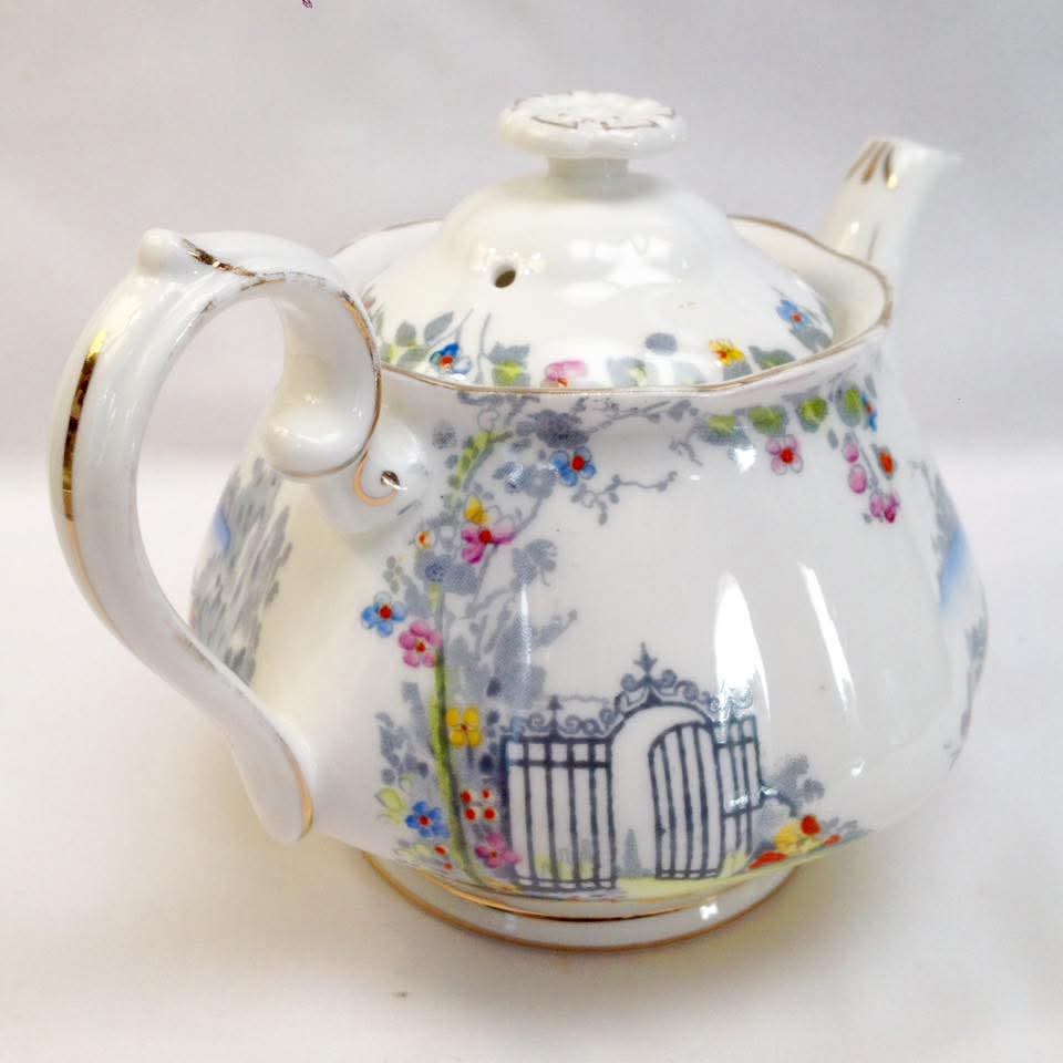 Royal Albert | Rosedale | Tea-for-Two Set | Bone China | England, c.1940s–1950s