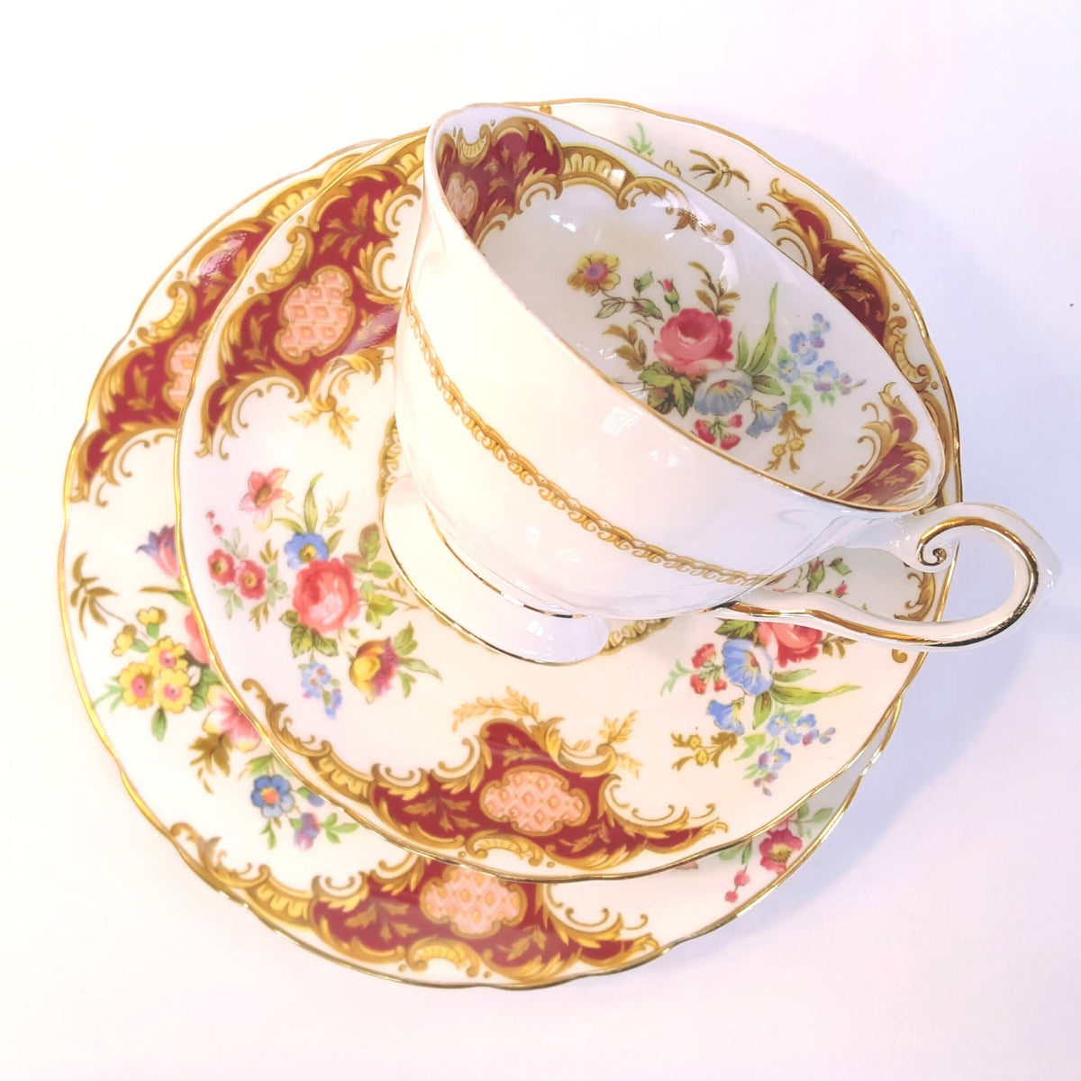 Tuscan Fine Bone China | Windsor | Trio | Cup, Saucer & Side Plate | Crimson & Gold Rococo | Circa late 1940s–1950s