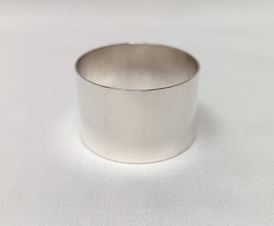 Continental Silver Napkin Ring — Plain Polished Wide Cylinder, SILVER Stamped, 23g, No Inscription, Excellent Condition