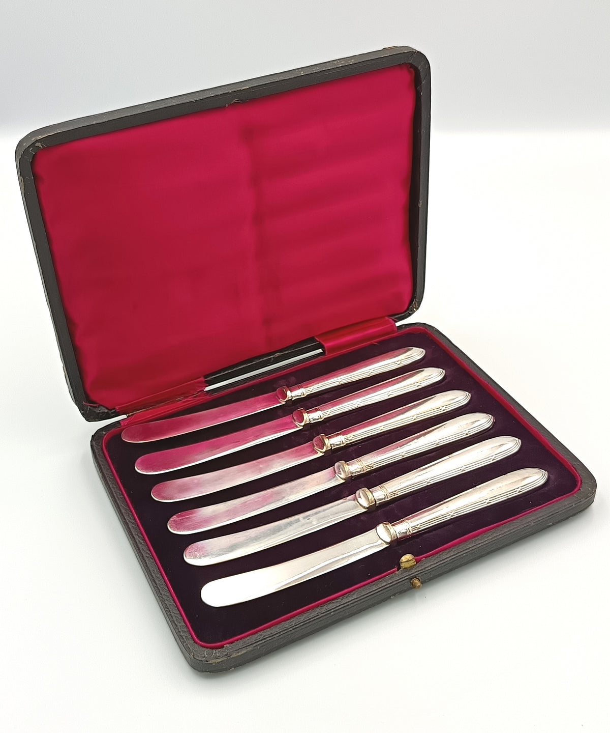 Victorian | Silver-Plated Butter Spreaders | Set of Six | Original Presentation Case | England | c.1880–1910