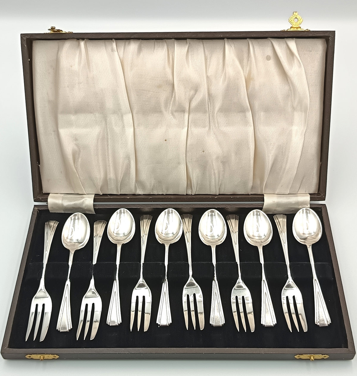 Art Deco | EPNS Silver-Plated Dessert Set | 6 Teaspoons and 6 Cake Forks | Original Presentation Case | England | c.1920s–1930s