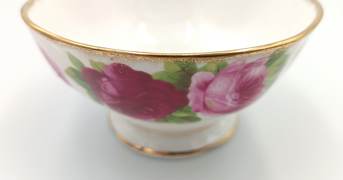 Royal Albert | Bone China | Open Sugar Bowl | Old English Rose | England | c.1927–1960