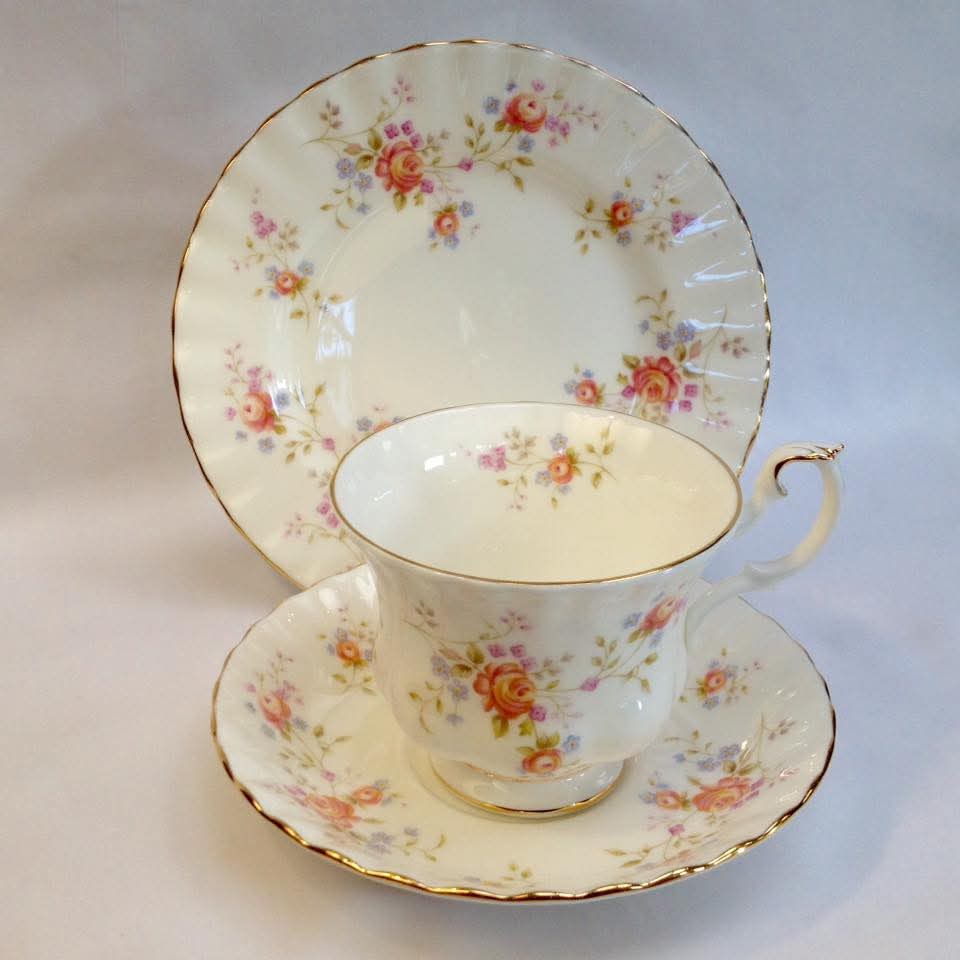 Royal Albert 'Peach Rose' Bone China Trios — Peach Roses & Forget-Me-Nots on Cream, England, © 1982 — Pair