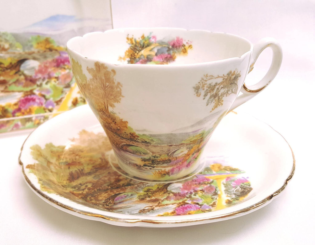 Shelley | 'Heather' — Scenic Series, Pattern 0187 | Six Trios | New Cambridge Shape | Fine Bone China | Circa 1940s | Good Used Condition