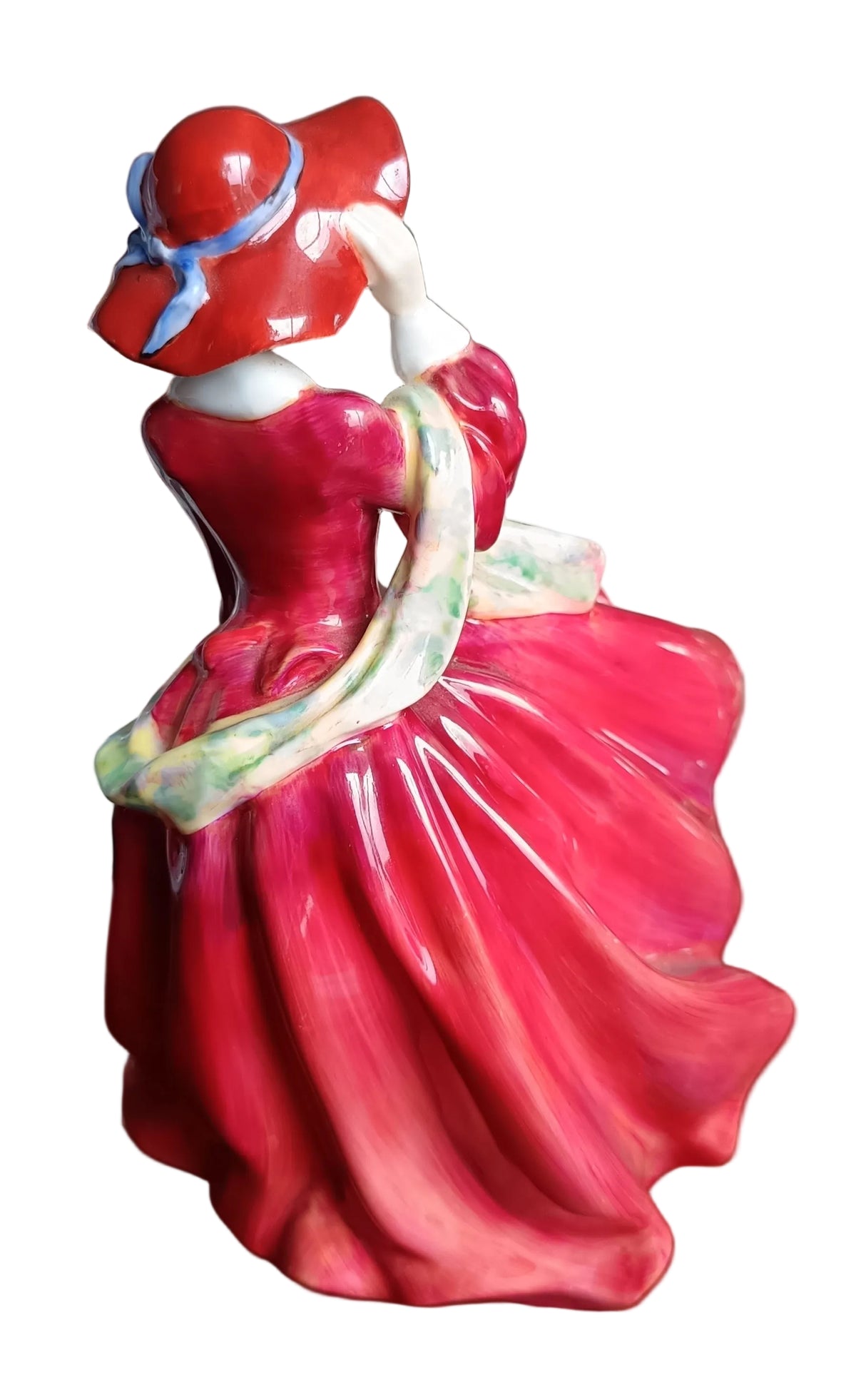 Royal Doulton Top o' the Hill HN1834 figurine | Bone China | Designed by Leslie Harradine | 1937–2004