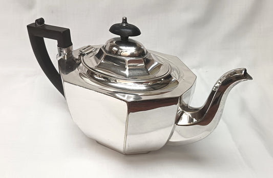 Near Antique Silver-Plated Teapot – EPNS A1, England