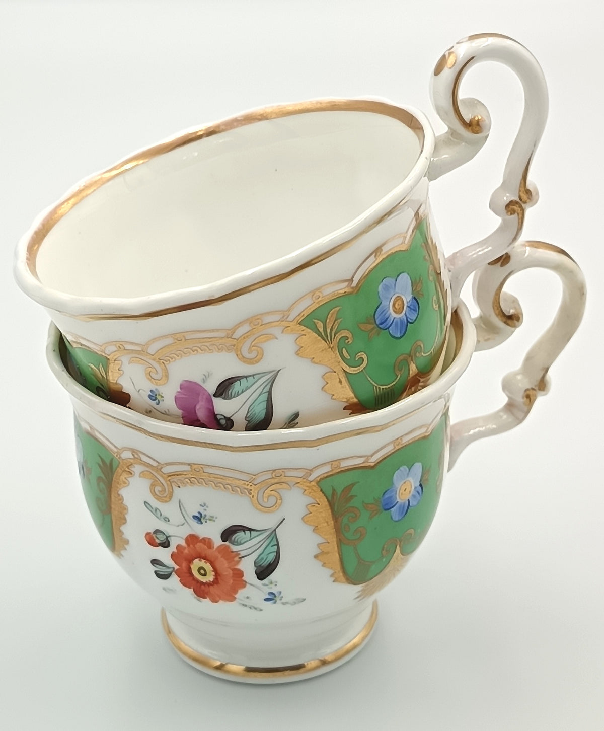 English Porcelain | Part Tea Service | Green Ground with Gilt Acanthus and Hand-Painted Flower Reserves | Pattern 239 | c.1820–1840 | 13 Pieces