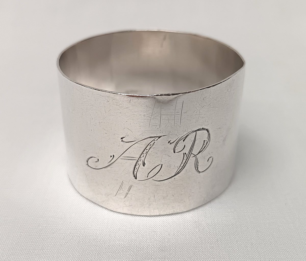 Continental Sterling Silver Serviette / Napkin Ring
Monogrammed “AR” | 30g