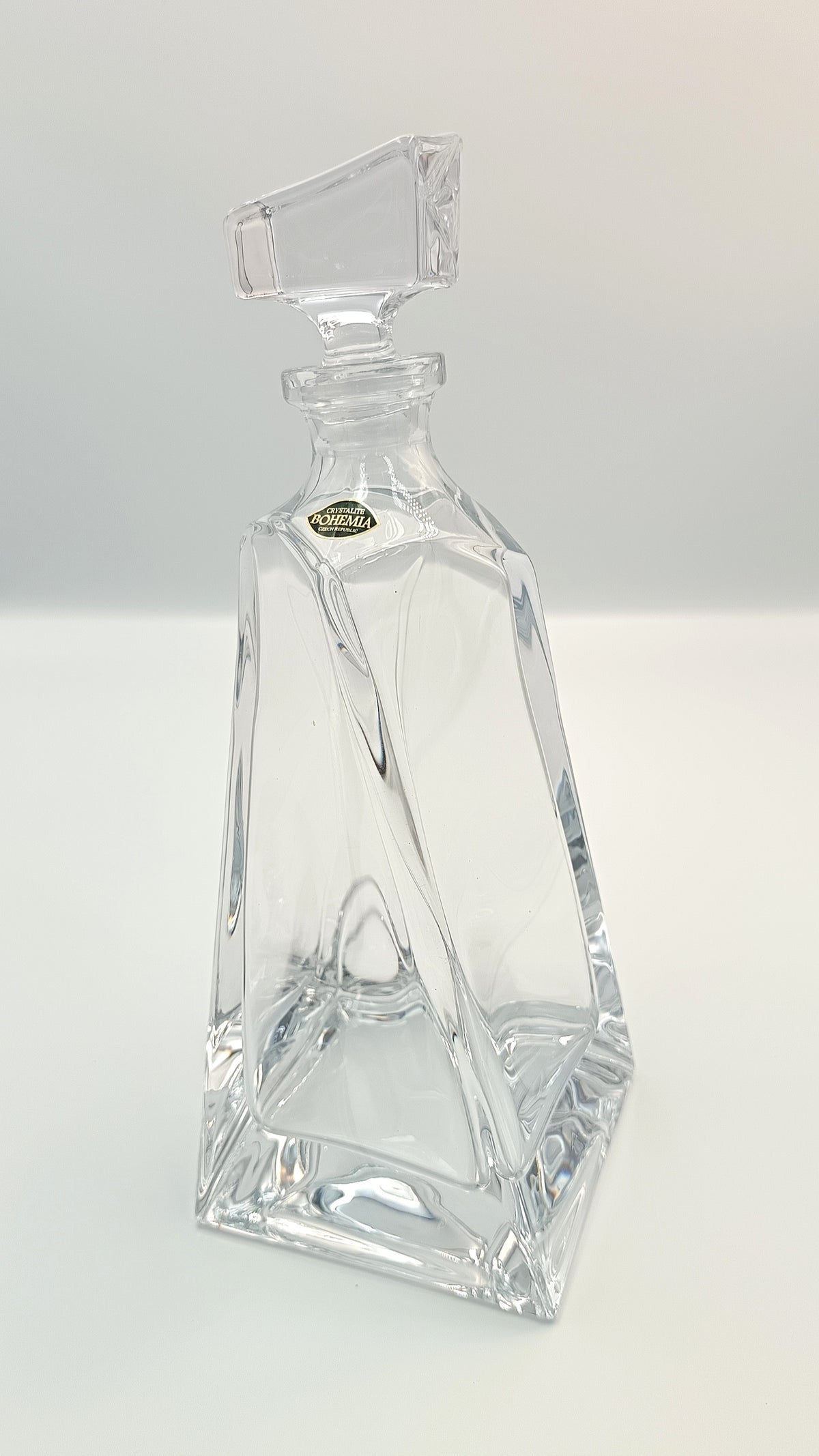 Crystalite Bohemia | Twist-Body Square Decanter with Geometric Stopper | Crystal Glass | Czech Republic, contemporary