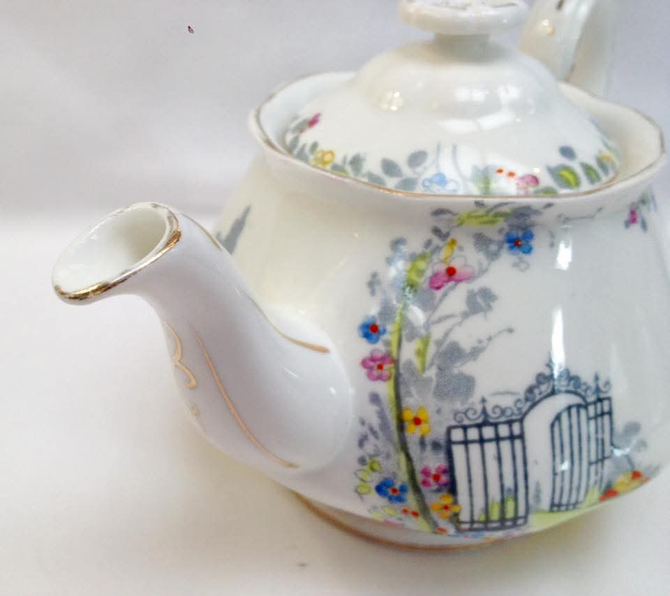 Royal Albert | Rosedale | Tea-for-Two Set | Bone China | England, c.1940s–1950s