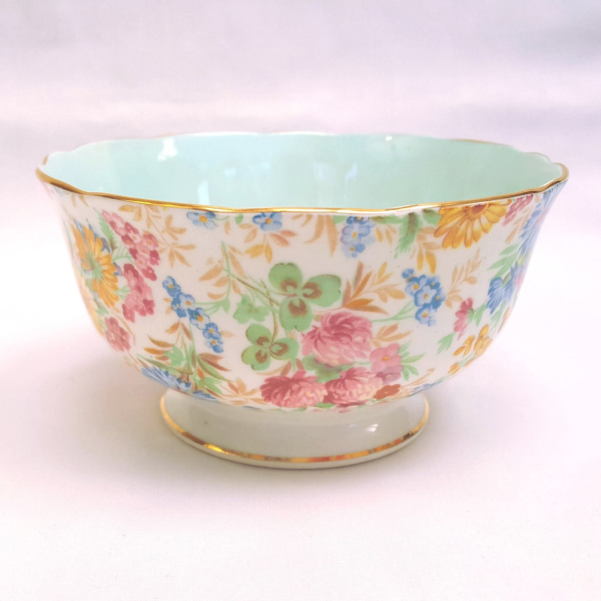 Aynsley | 'Summer Chintz' Pattern C802 | Part Tea Service — Three Trios, Milk Jug & Sugar Bowl | Bone China | Circa 1940s | Excellent Condition