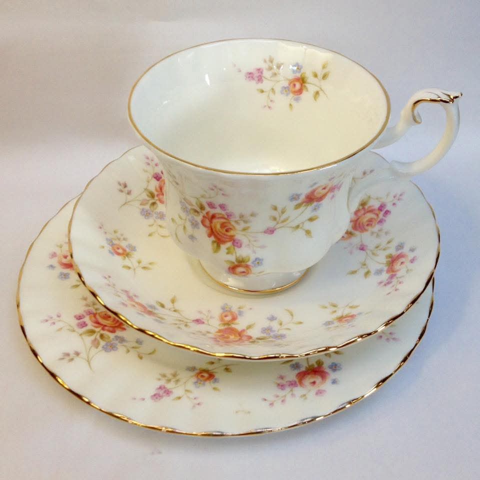 Royal Albert 'Peach Rose' Bone China Trios — Peach Roses & Forget-Me-Nots on Cream, England, © 1982 — Pair