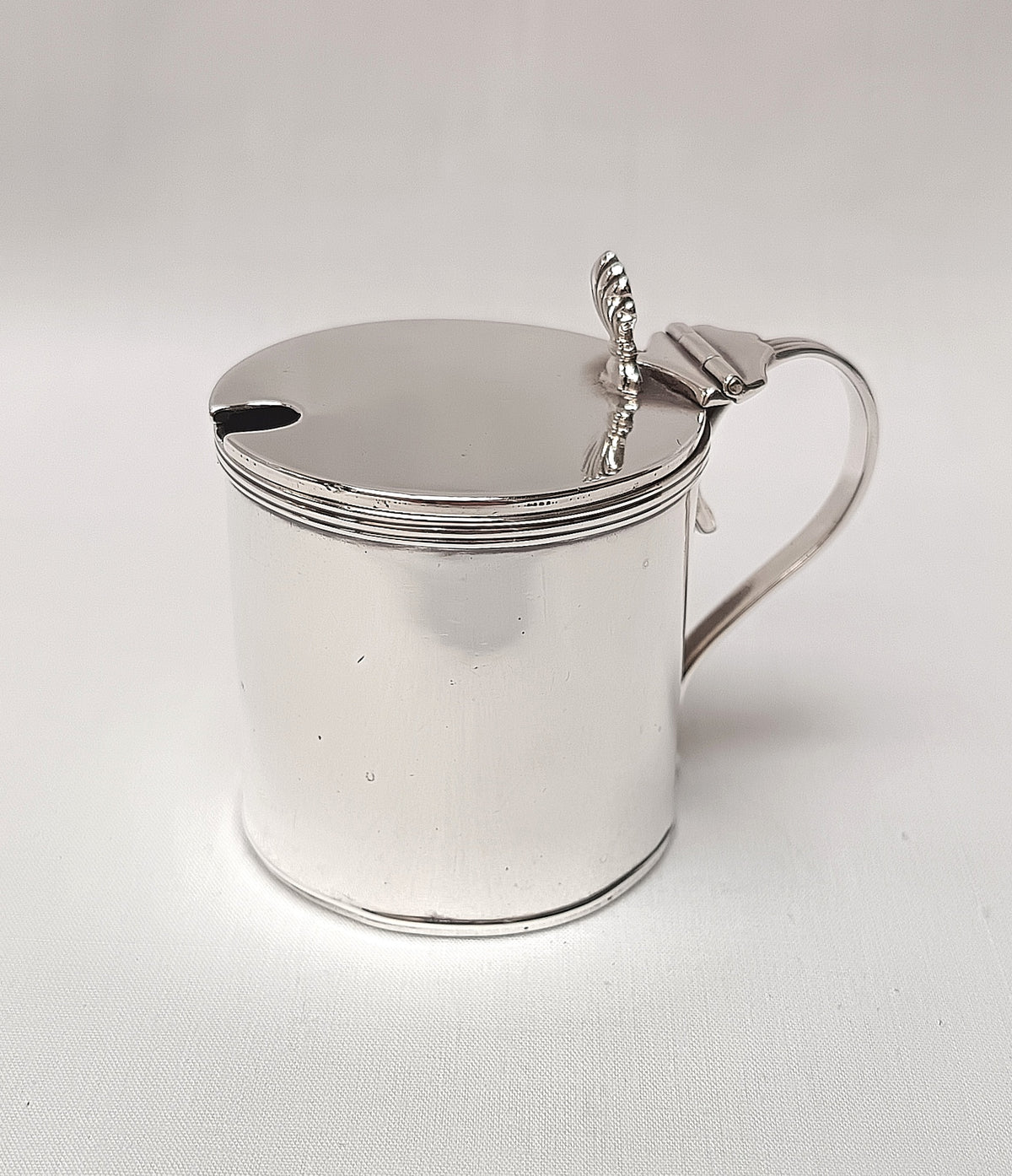 Edward Souter Barnsley | Sterling Silver Lidded Salt Cellar with Bristol Blue Glass Liner | Birmingham 1910 | Edwardian