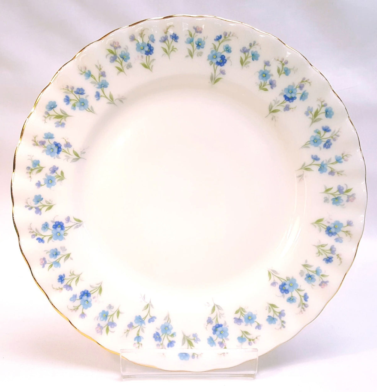 Royal Albert | 'Memory Lane' | Trio (Teacup, Saucer & Side Plate) | Forget-Me-Not Floral Spray Border | Gold Line Detail | Made in England | Good Used Condition
