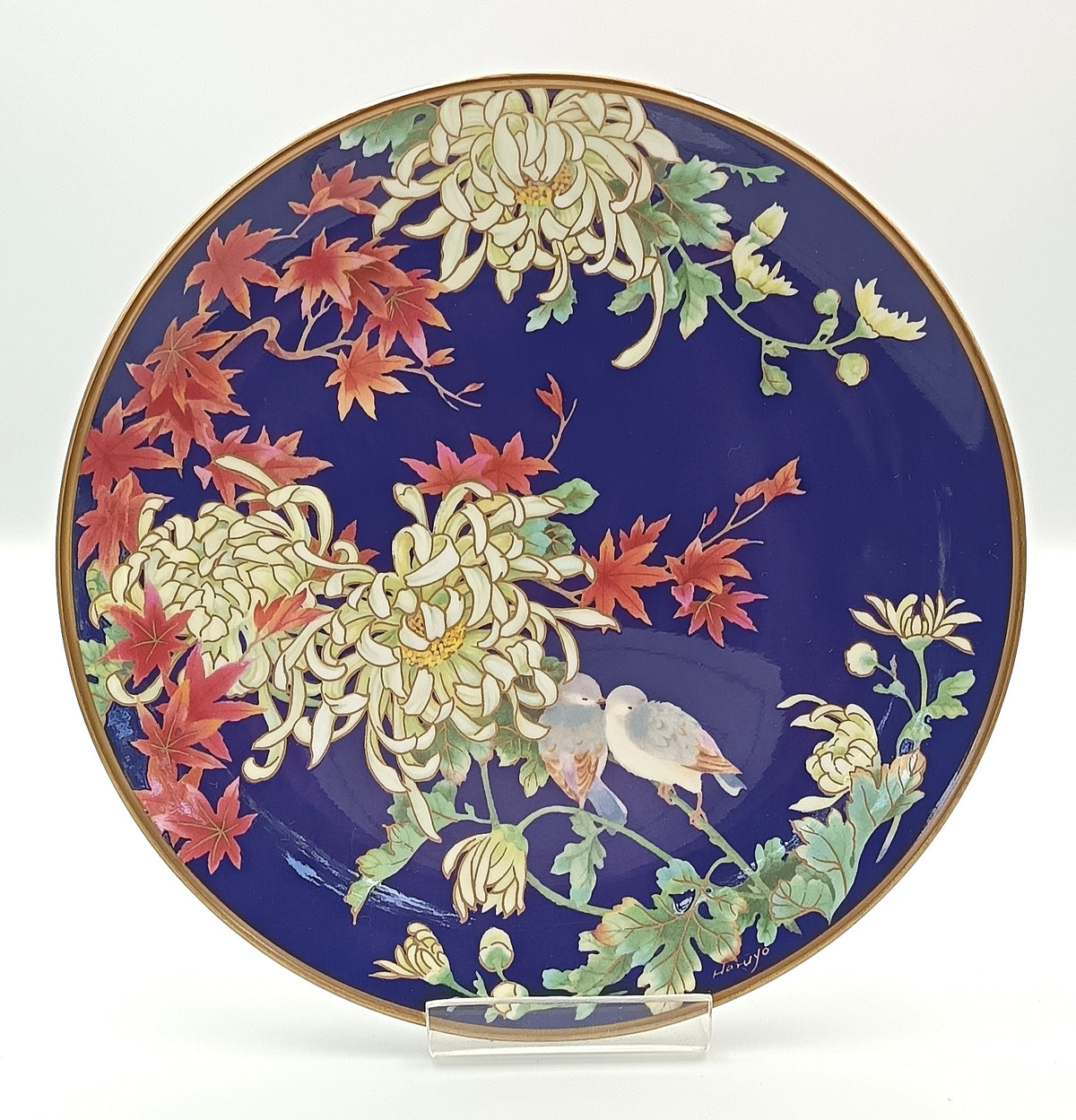 Wedgwood | Bone China | Limited Edition Collector Plate | ‘Chrysanthemum’ | Haruyo Martin | Treasures of the Moon Series | England