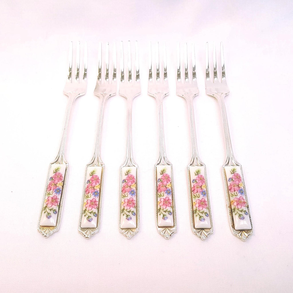 Greensons | Dresden | Silver-Plated Cutlery with Porcelain Handle Insets | 14-Piece Set | Made in England