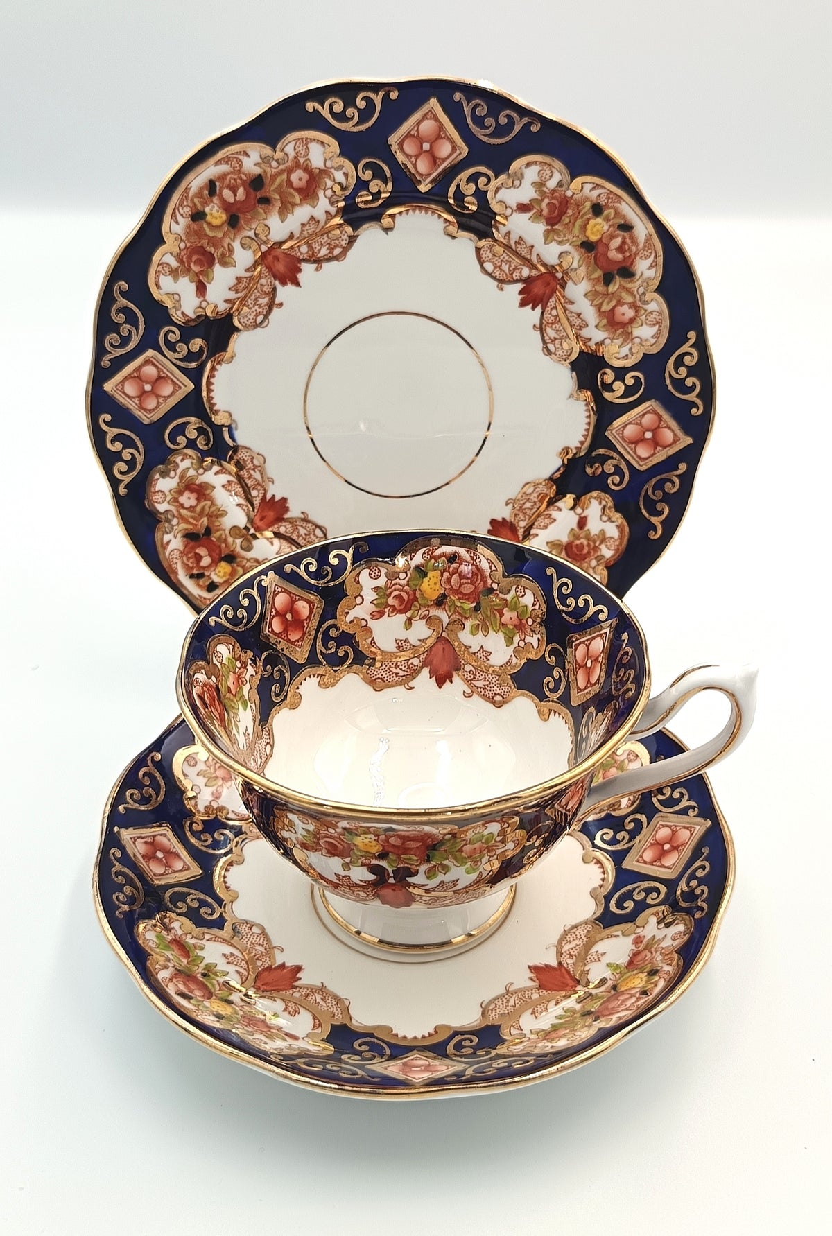 Royal Albert | Heirloom | Bone China Trio | England, c.1940s–1960s
