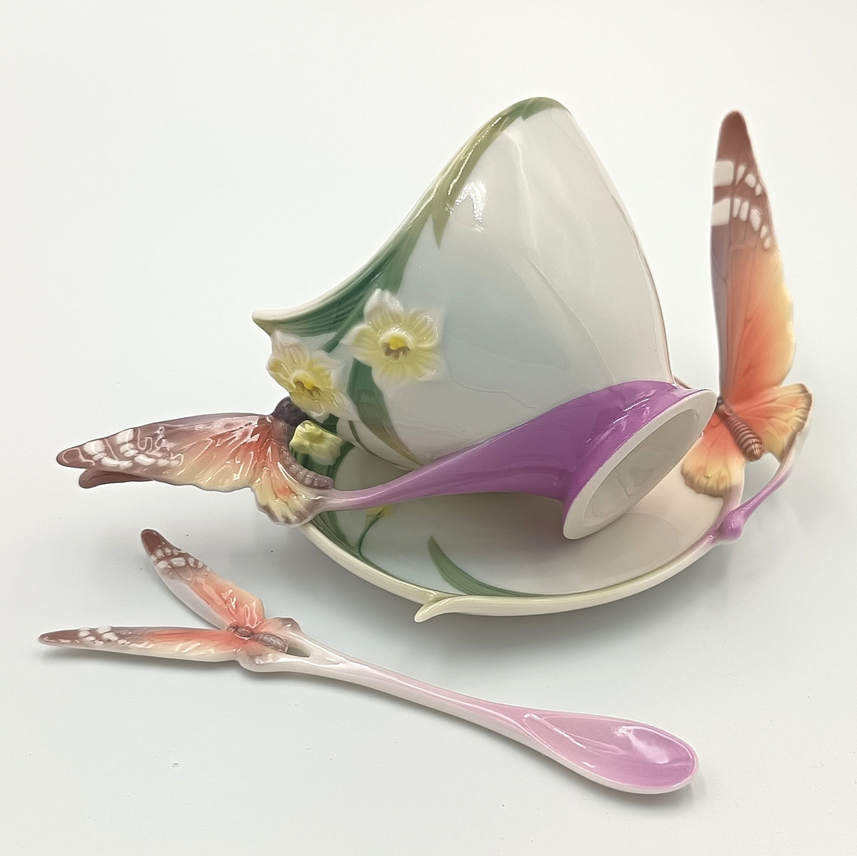 Franz Collection | Papillon Butterfly | Teacup, Saucer and Spoon | Porcelain | XP1693 | Designed by Jen Woo