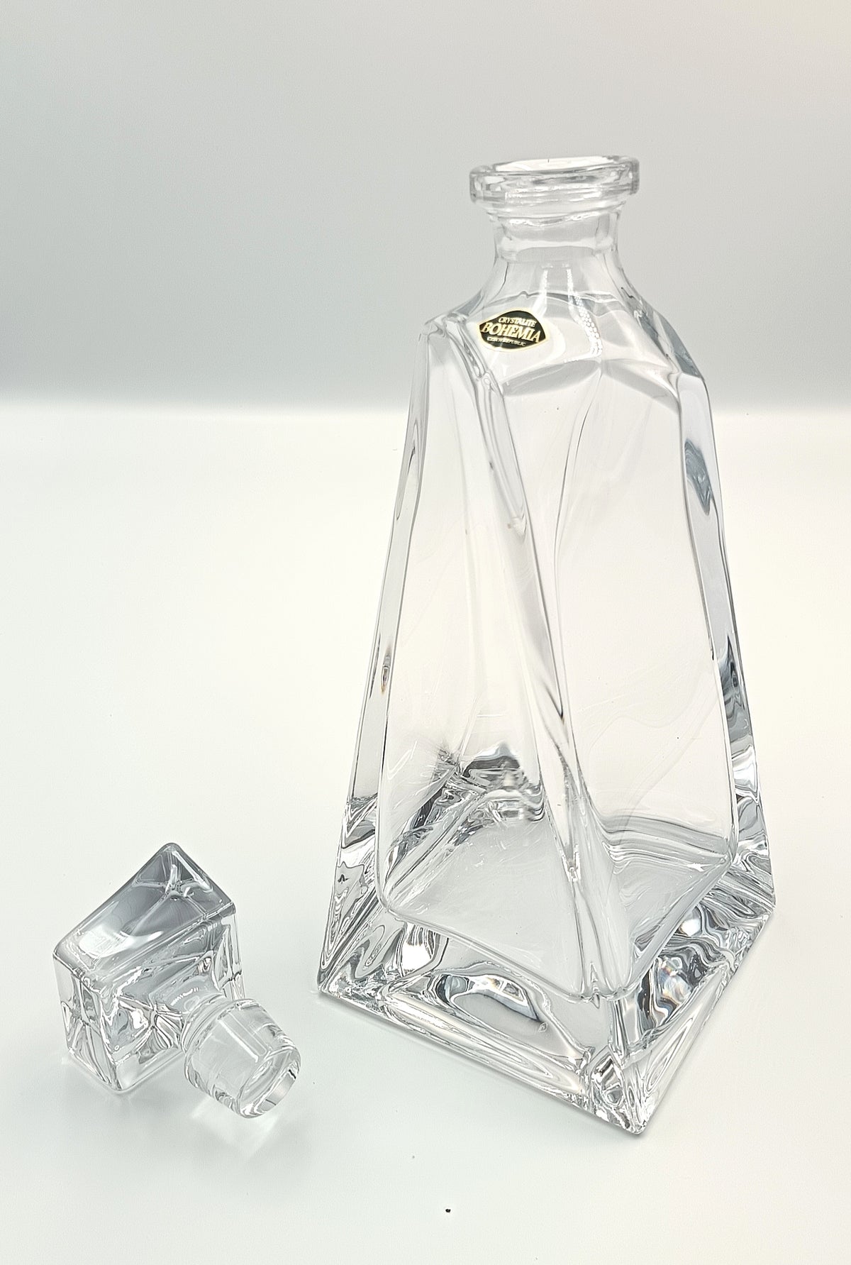 Crystalite Bohemia | Twist-Body Square Decanter with Geometric Stopper | Crystal Glass | Czech Republic, contemporary