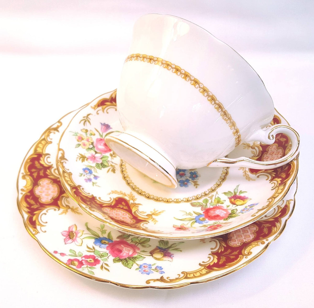Tuscan Fine Bone China | Windsor | Trio | Cup, Saucer & Side Plate | Crimson & Gold Rococo | Circa late 1940s–1950s