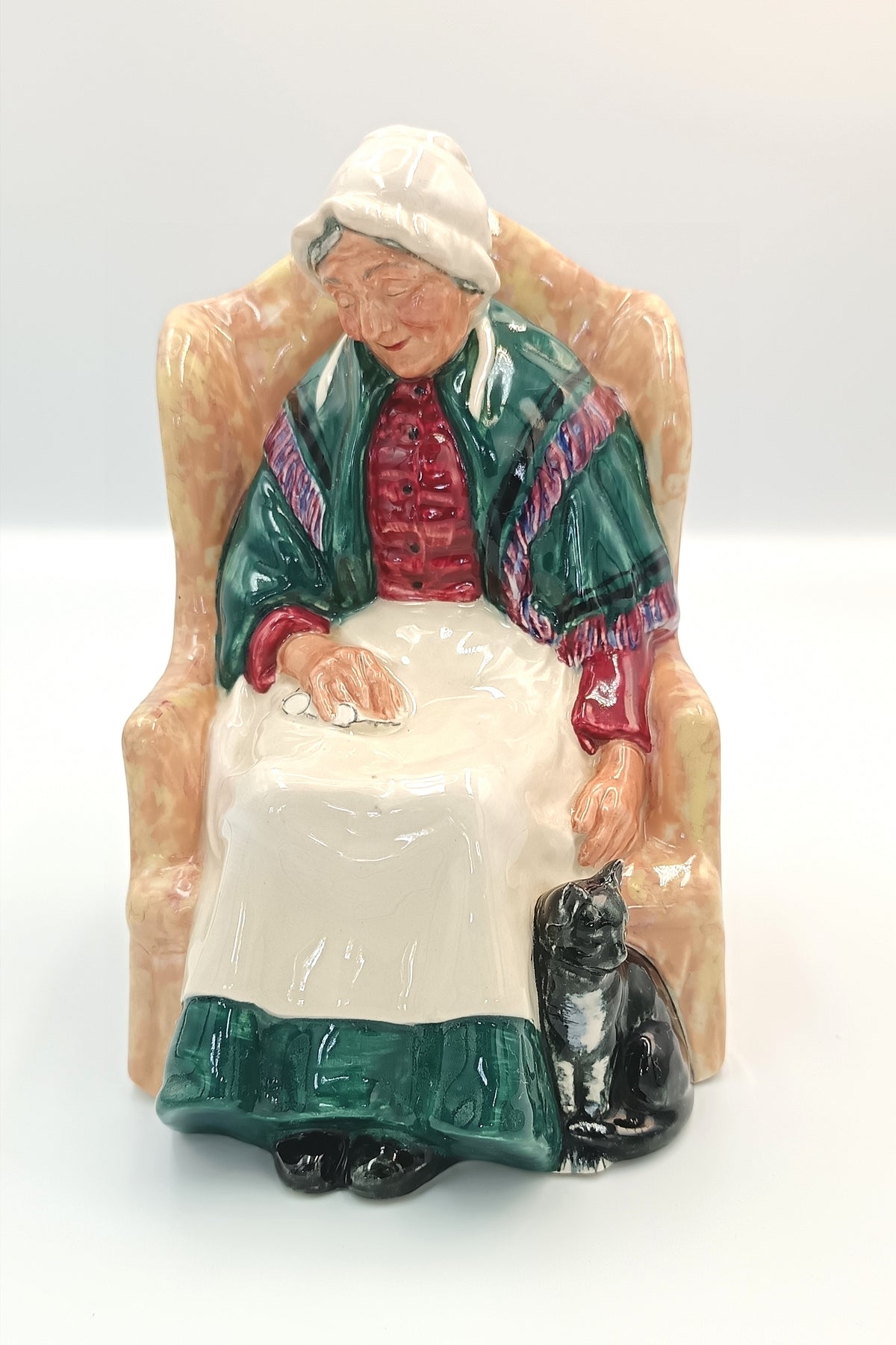 Royal Doulton | Forty Winks | HN 1974 | Bone China Figurine | England, COPR 1945