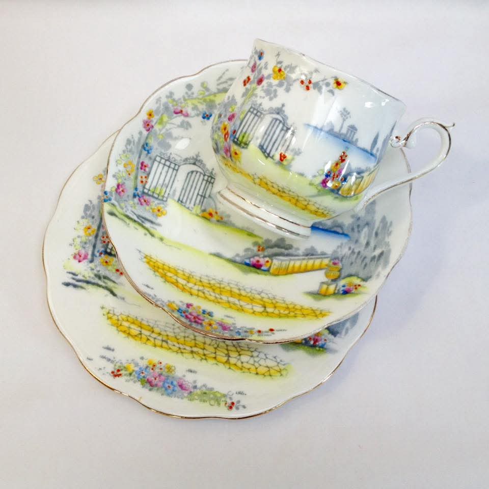 Royal Albert | Rosedale | Tea-for-Two Set | Bone China | England, c.1940s–1950s