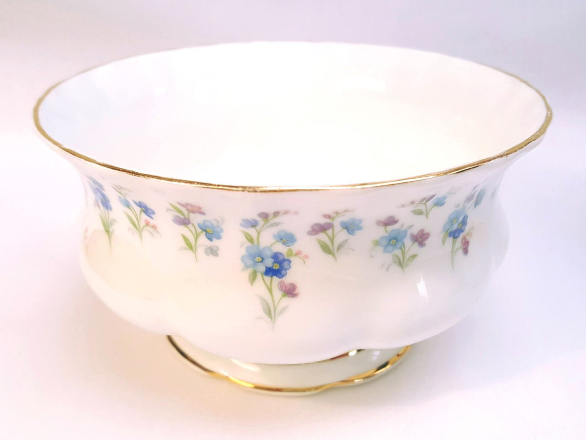 Royal Albert | 'Memory Lane' | Large Cream Jug & Open Sugar Bowl | Forget-Me-Not Floral Spray Border | Gold Line Detail | Made in England | Very Good Condition