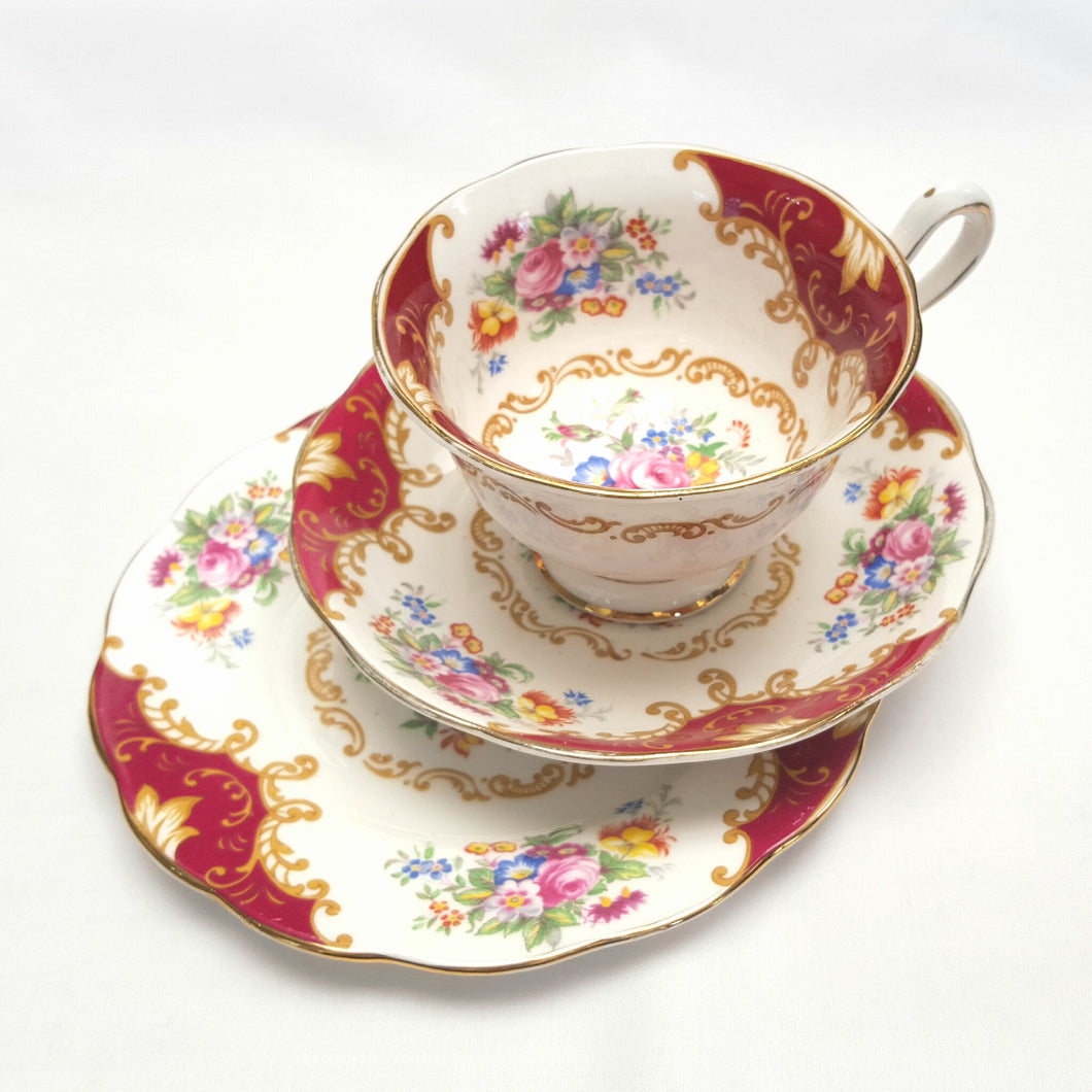 Royal Albert 'Canterbury' trio