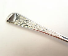 Load image into Gallery viewer, Hallmarked sterling silver berry spoon
