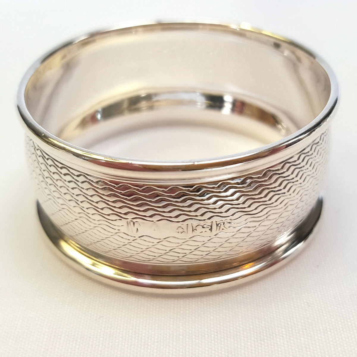Hallmarked Sterling Silver Serviet Ring