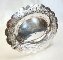 Load image into Gallery viewer, Small vintage silver plated tray
