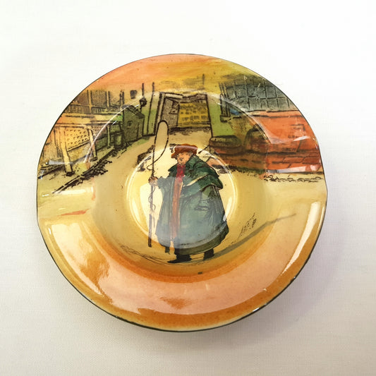 Rare and Collectable Royal Doulton Dickensware ‘Tony Weller’ Miniature Round Ashtray (D5175)