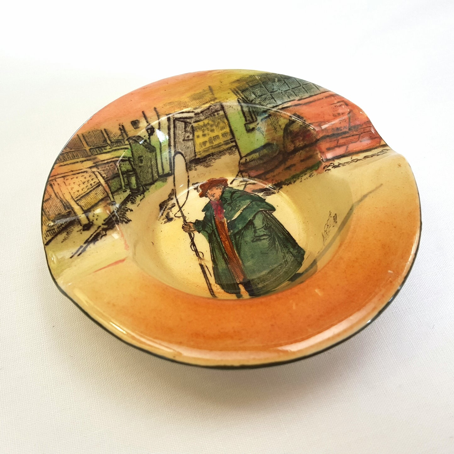 Rare and Collectable Royal Doulton Dickensware ‘Tony Weller’ Miniature Round Ashtray (D5175)
