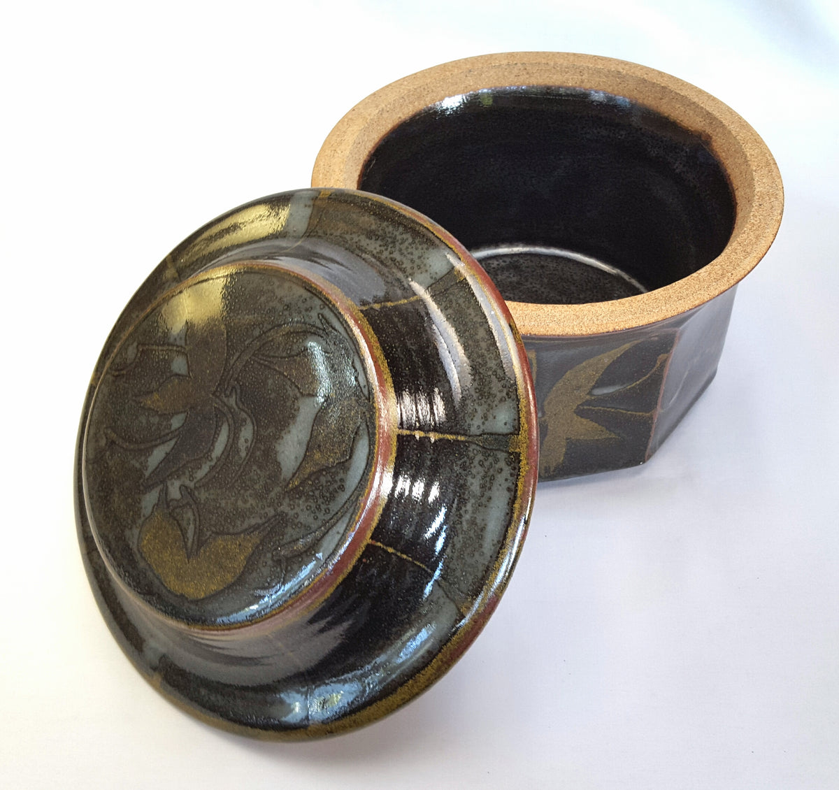 Stunning Vintage Lidded Pottery Vessel by Tim Morris (South Africa, 1941–1990), Signed 1982