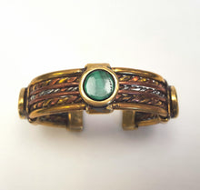 Load image into Gallery viewer, Copper and brass bangle set with three Malachite cabachons
