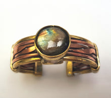 Load image into Gallery viewer, Hand crafted copper and brass men&#39;s bangle with Labradorite cabachon
