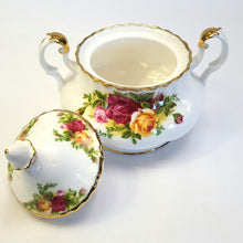 Load image into Gallery viewer, Royal Albert &#39;Old Country Roses&#39; large lidded sugar bowl
