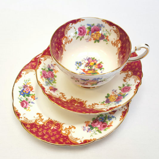 Paragon ‘Rockingham’ Fine Bone China Trio – Circa 1930s, England