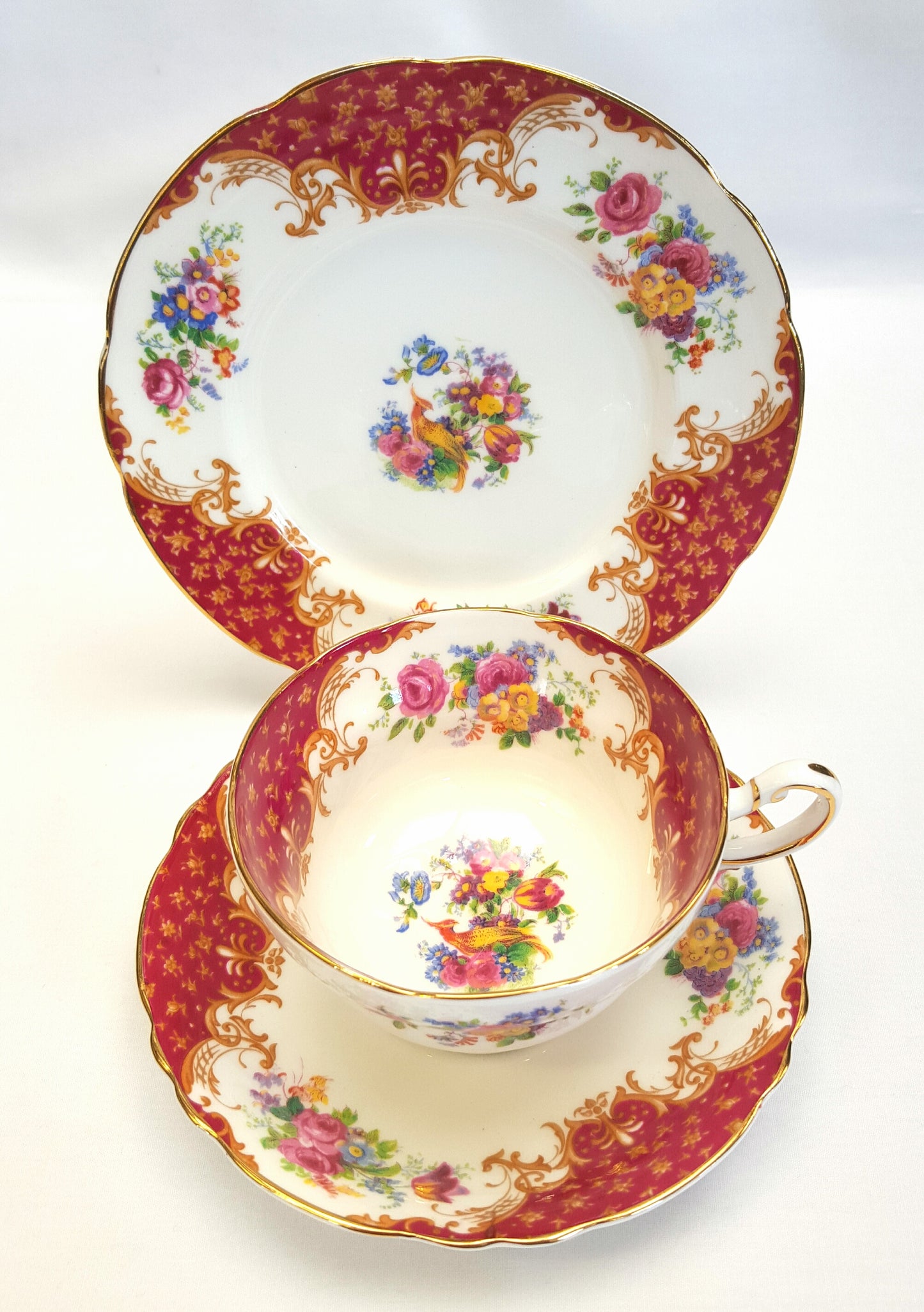 Paragon ‘Rockingham’ Fine Bone China Trio – Circa 1930s, England